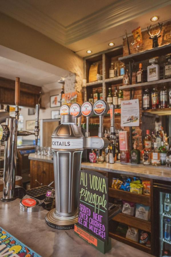 לינדהרסט The Stag Hotel And Mailmans Arms מראה חיצוני תמונה